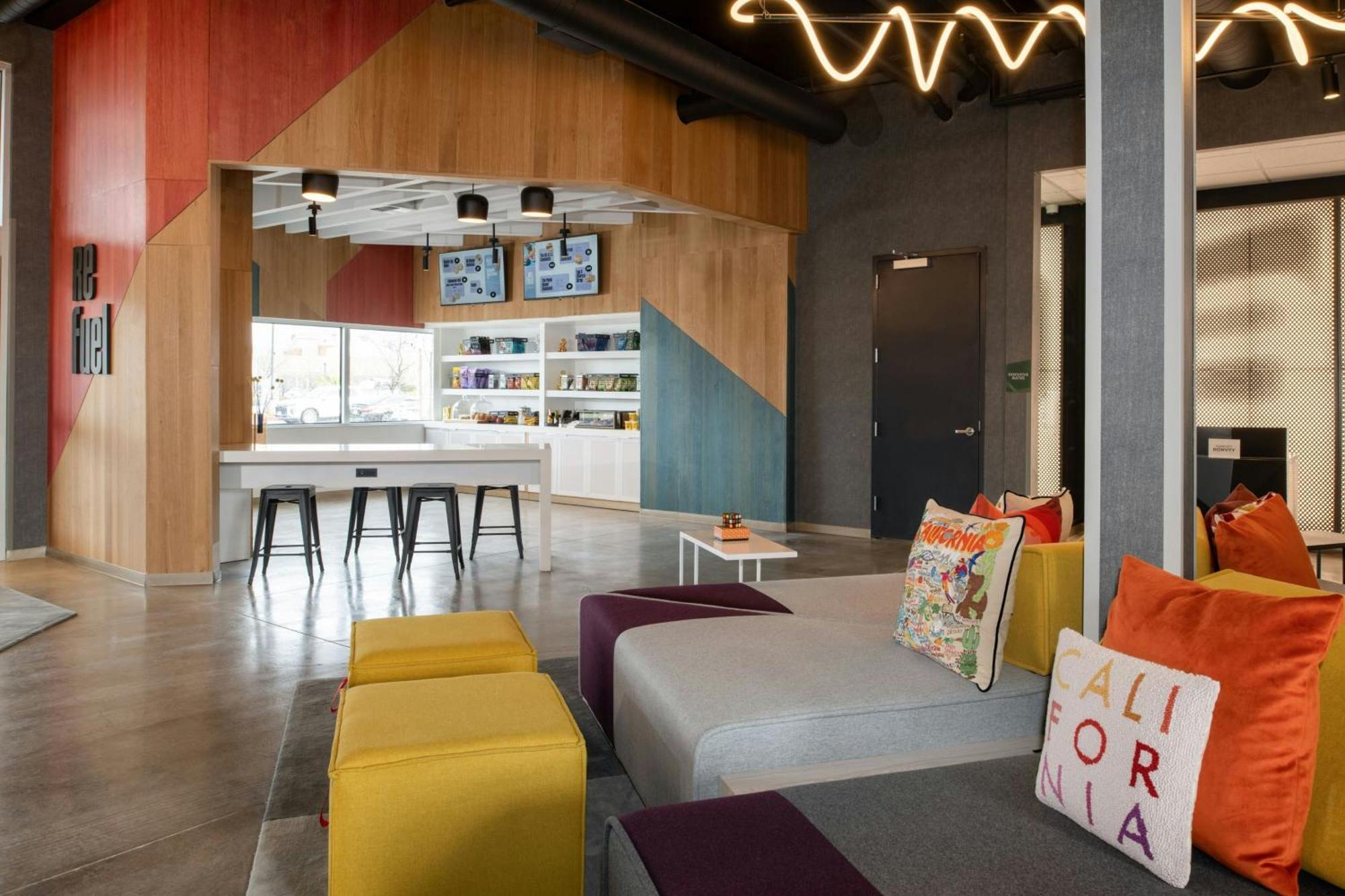 Aloft Sacramento Airport Natomas Hotel Bagian luar foto
