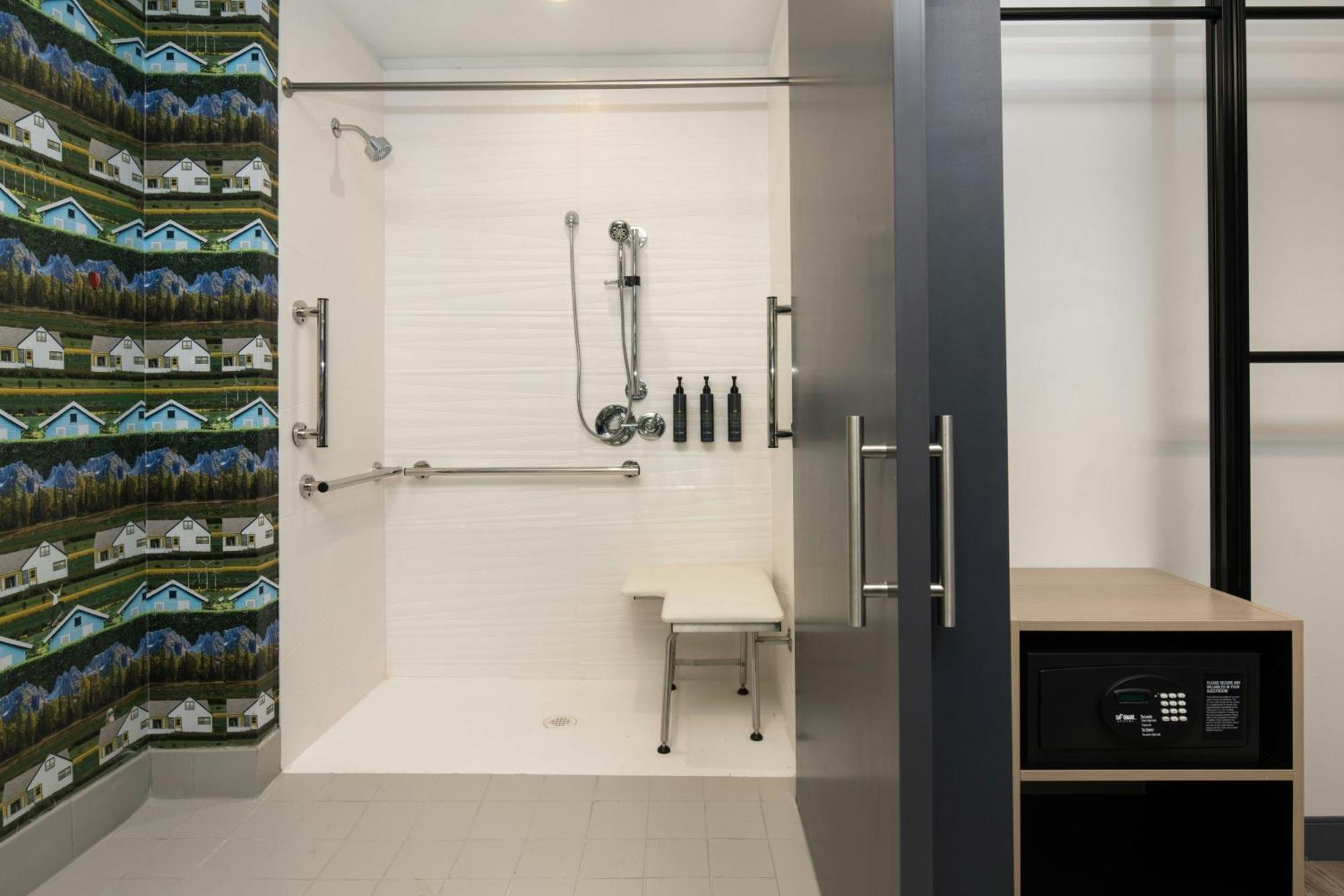 Aloft Sacramento Airport Natomas Hotel Bagian luar foto