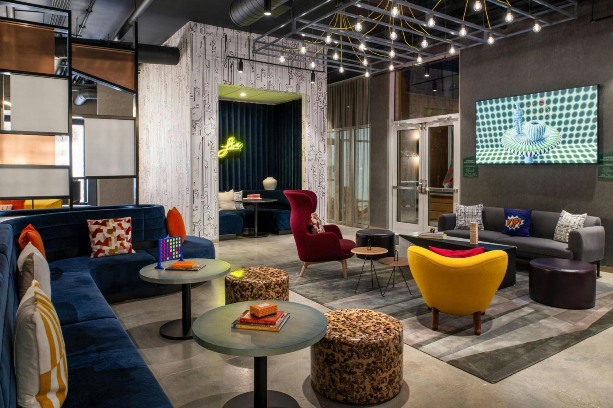 Aloft Sacramento Airport Natomas Hotel Bagian luar foto