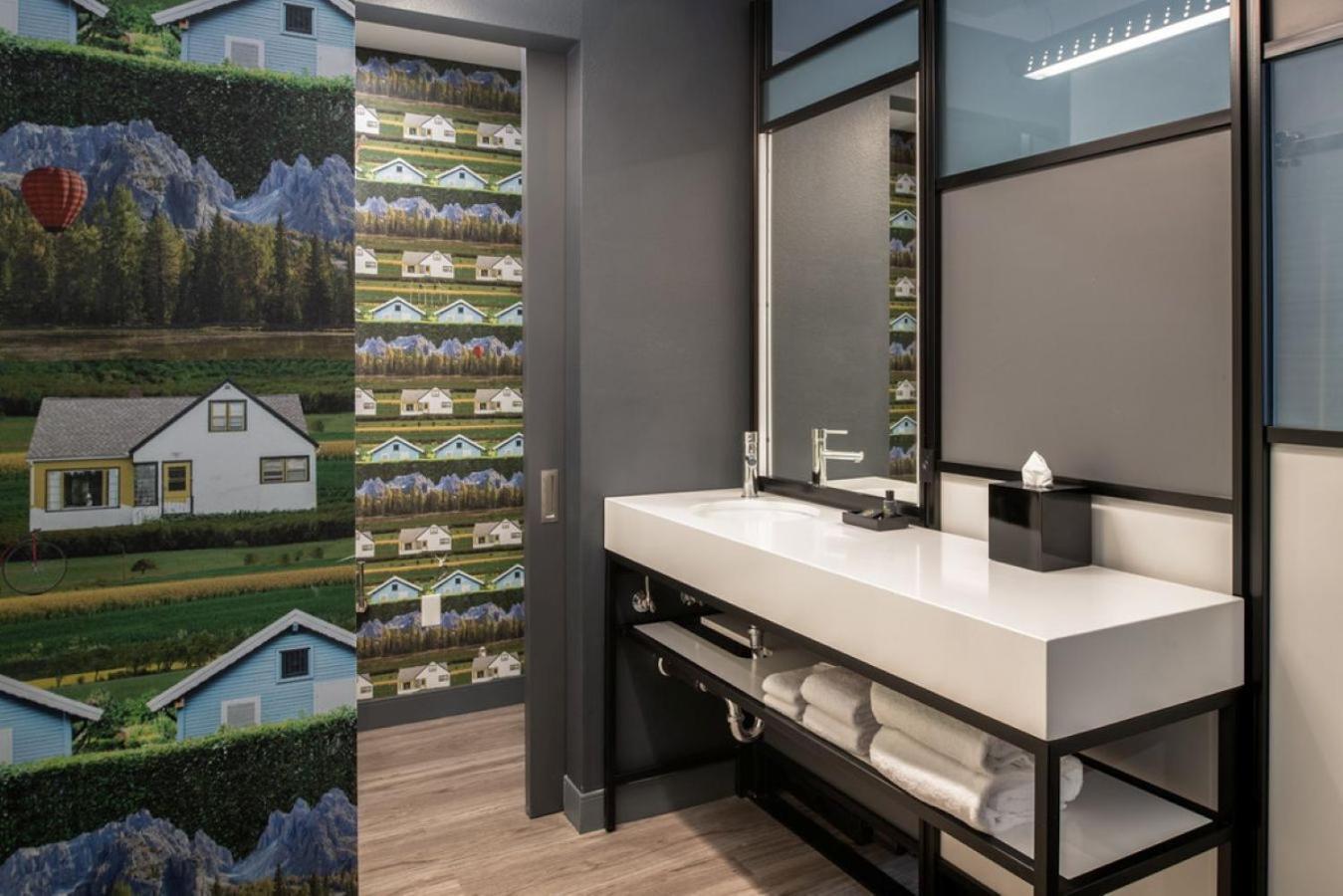 Aloft Sacramento Airport Natomas Hotel Bagian luar foto